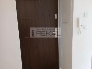 Pronájem bytu 1+kk, Praha - Košíře, Musílkova, 17 m2