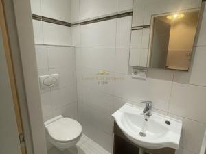 Pronájem bytu 1+kk, Praha - Vršovice, Holandská, 17 m2