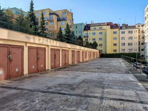 Pronájem garáže, Praha - Košíře, Plzeňská, 15 m2