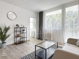 Pronájem bytu 1+kk, Praha - Střížkov, Rumburská, 33 m2