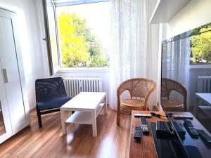 Pronájem bytu 1+kk, Praha - Liboc, Navigátorů, 20 m2