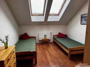 Pronájem bytu 3+1, Praha - Nové Město, Štěpánská, 89 m2