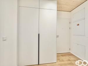 Pronájem bytu 3+kk, Praha, Ujgurská, 57 m2