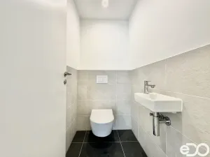 Pronájem bytu 3+kk, Praha, Ujgurská, 57 m2