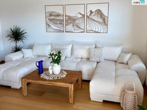 Prodej bytu 2+kk, Praha - Malešice, Azzoniho, 113 m2