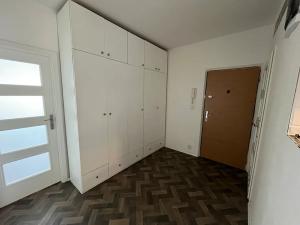 Pronájem bytu 2+1, Chomutov, 17. listopadu, 58 m2