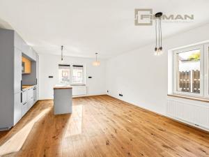 Prodej bytu 2+kk, Praha - Zbraslav, Elišky Přemyslovny, 63 m2