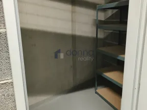 Pronájem bytu 2+kk, Praha, Ramonova, 58 m2