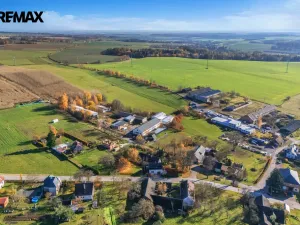 Pronájem skladu, Doubravice, 1380 m2