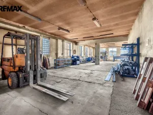 Prodej skladu, Doubravice, 1380 m2