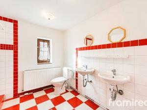 Prodej rodinného domu, Bystřice nad Pernštejnem - Pivonice, 250 m2