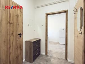 Prodej bytu 2+1, Mírov, 55 m2