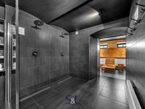 Prodej ubytování, Osečná, Svatovítské náměstí, 1005 m2