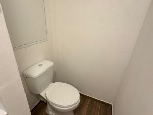 Pronájem bytu 2+1, Chomutov, Pod Břízami, 51 m2