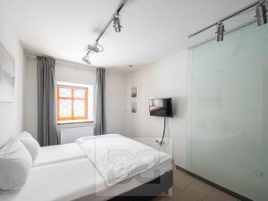 Pronájem bytu 1+1, Karlštejn, 27 m2