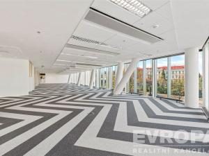 Pronájem kanceláře, Praha - Holešovice, Plynární, 648 m2