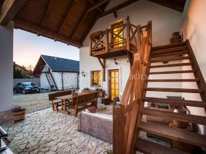 Prodej vícegeneračního domu, Lipí, 197 m2