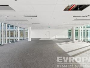 Pronájem kanceláře, Praha - Holešovice, Plynární, 670 m2