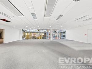 Pronájem kanceláře, Praha - Holešovice, Plynární, 670 m2
