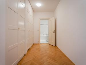 Pronájem bytu 2+kk, Praha - Staré Město, Na Perštýně, 73 m2