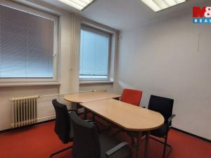 Pronájem obchodního prostoru, Ústí nad Orlicí, T. G. Masaryka, 15 m2