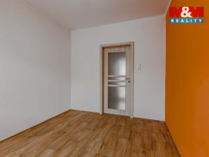 Prodej bytu 3+1, Klatovy - Klatovy IV, Školní, 81 m2