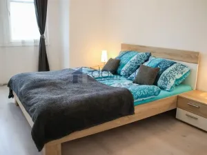 Pronájem bytu 2+kk, Praha, Vinohradská, 52 m2