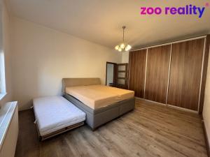 Pronájem bytu 3+kk, Žatec, Husitské náměstí, 100 m2