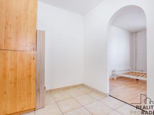 Pronájem bytu 1+kk, Protivín, Masarykovo nám., 23 m2