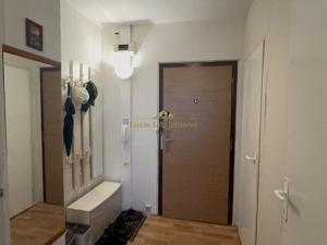 Pronájem bytu 1+kk, Praha - Černý Most, Ronešova, 34 m2