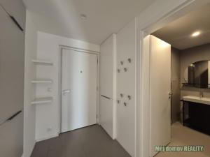 Pronájem bytu 2+kk, Praha - Strašnice, Ramonova, 58 m2