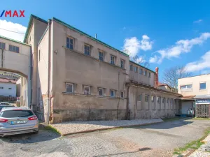 Prodej výrobních prostor, Úpice, Dr. Teuchmanna, 1817 m2