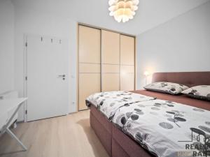 Prodej bytu 3+kk, Hradec Králové, Antonína Petrofa, 103 m2