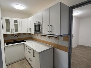 Pronájem bytu 2+1, Turnov, Výšinka, 43 m2