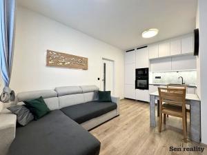 Pronájem bytu 2+kk, Kolín, Zengrova, 37 m2