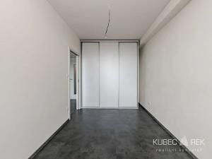 Pronájem bytu 2+kk, Sezimovo Ústí, náměstí Tomáše Bati, 52 m2