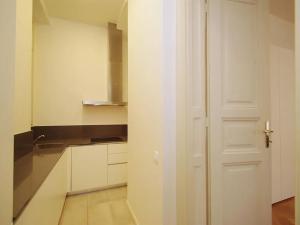 Pronájem bytu 1+1, Praha - Nové Město, Bolzanova, 47 m2