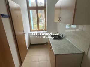 Pronájem kanceláře, Varnsdorf, 5. května, 107 m2