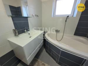 Pronájem bytu 2+1, Ostrava, Asejevova, 54 m2