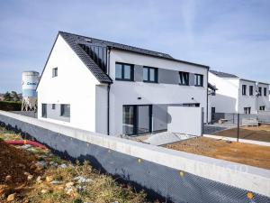 Prodej bytu 5+kk, Boršov nad Vltavou, Severní, 121 m2