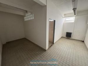 Pronájem skladu, Znojmo, Dobšická, 100 m2