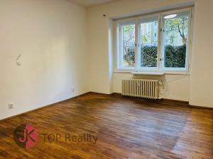 Pronájem bytu 2+kk, Praha - Smíchov, U Santošky, 47 m2