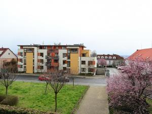 Pronájem bytu 3+kk, Praha - Kobylisy, Ke Stírce, 72 m2