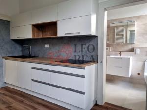 Prodej bytu 4+1, Opava - Předměstí, Zborovská, 104 m2