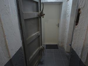 Pronájem skladu, Praha - Libeň, náměstí Dr. Václava Holého, 100 m2