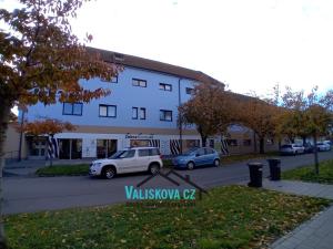 Pronájem obchodního prostoru, Kroměříž, Bílanská, 307 m2