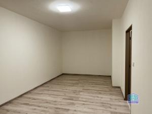 Prodej bytu 2+1, Měčín, Sadová, 67 m2