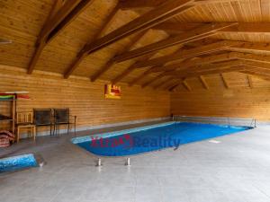 Prodej rodinného domu, Kadaň, Třešňová, 405 m2