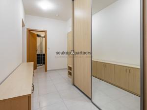Pronájem bytu 2+kk, Jesenice, Cedrová, 71 m2