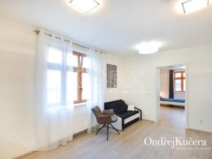 Pronájem bytu 2+kk, Praha - Strašnice, Krátká, 45 m2